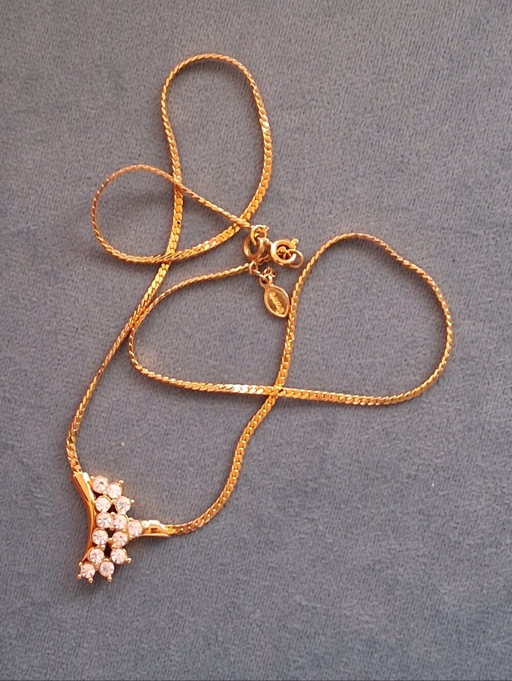 Avon "She Who Wears The Crown" Necklace